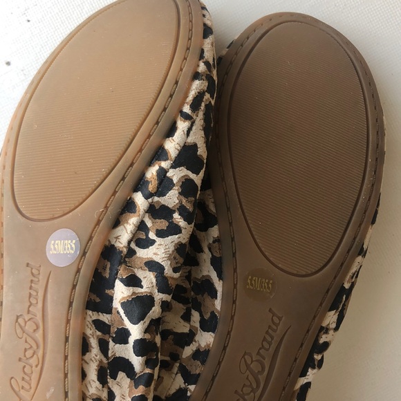 Flats - Picture 3 of 4